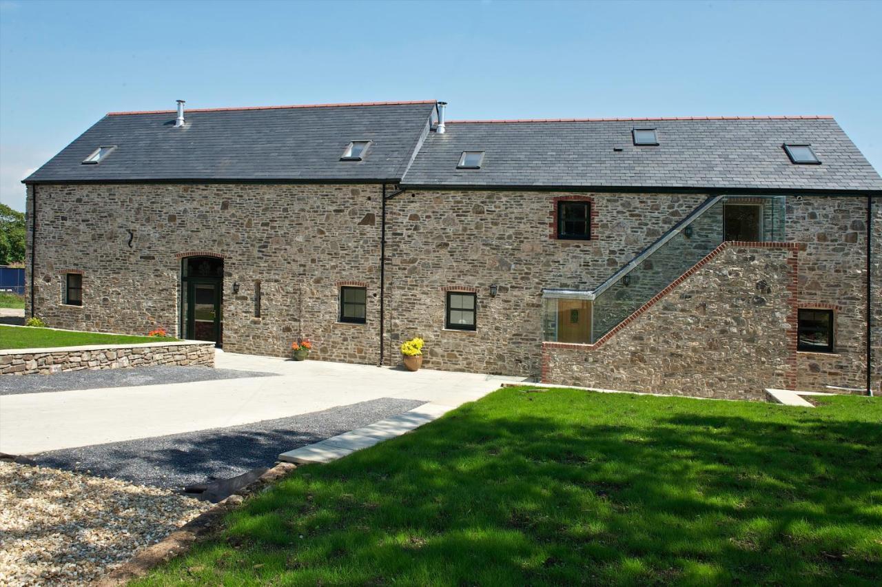 Kidwelly Farmhouse B&B ภายนอก รูปภาพ